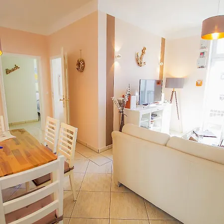 Sommerwind App1 - Strandpromenade Seitlicher Meerblick, Strandkorb Saisonal Appartement