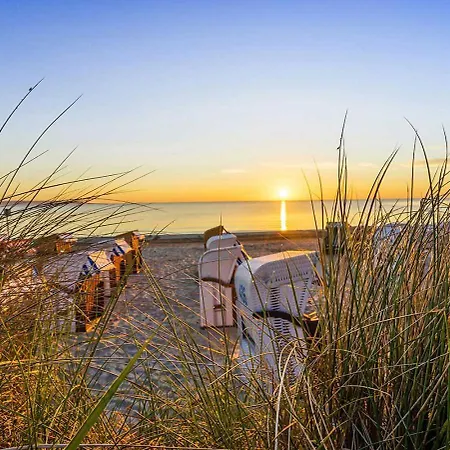 Appartement Sommerwind App1 - Strandpromenade Seitlicher Meerblick, Strandkorb Saisonal *